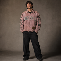 Veste en jean rose DiZNEW personnalisée pour homme, style streetwear, effet délavé, avec broderie logo gothique clouté et déchiré
