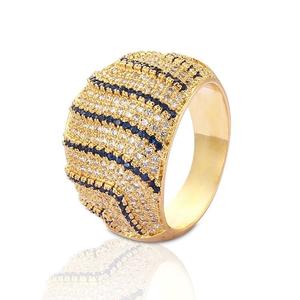 แหวนผู้หญิงขายส่งทันสมัยพร้อมขายปลีก เครื่องประดับเพชรคิวบิกเซอร์โคเนียสุดฮิต ผู้ผลิตจากจีนโดยตรง แหวนชุบทองไม่ลอก - Product Image 1
