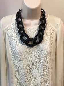 Artistic <b>Resin</b> Necklace With Unique Shape And Color Blend Lightweight Jewelry Designed For Modern Style And Comfortable Daily - Product Image 3