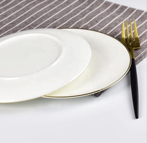 Assiettes en Céramique Blanches de Chine, Tailles Variées (6, 8, 10, 12 Pouces), Bord Doré, Vente en Gros - Product Image 5