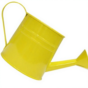 Arrosoir de jardin de seau de fleur en métal pour l'arrosoir décoratif de décor de jardin à la maison - Product Image 1