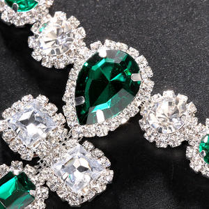 <span class=keywords><strong>Perizoma</strong></span> con Strass Verdi Sexy Mutandine Nere a Vita Media Micro Tanga con Cristalli Gioiello per <span class=keywords><strong>Donna</strong></span> - Product Image 4