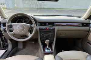 Audi <span class=keywords><strong>Q7</strong></span> Allroad Quattro 2024, <span class=keywords><strong>Q7</strong></span> V6 biturbo, transmission intégrale, sièges en cuir non modifiés, caméra arrière gauche, écran tactile, xénon - Product Image 6