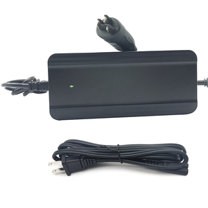 Caricabatterie ATN010 42V 2A con Connettore <span class=keywords><strong>Bosch</strong></span> a 3 Pin per Pacco Batteria agli Ioni di Litio da 36V 10S con Protezione da Cortocircuito - Product Image 1