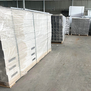 Poste y riel de vinilo de 60 pies de altura, vallas de PVC para caballos, 5 pies. X 8 pies. Valla de barrera de vinilo blanco clásico - Product Image 4