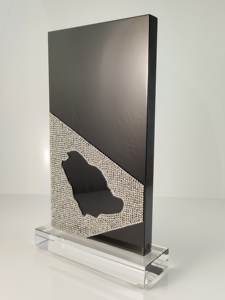 サウジアラビアの小型ダイヤモンドマップ付きホットセールシンニングクリスタルトロフィーアワードカスタマイズブラックシールド賞 - Product Image 2