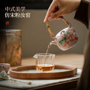 Tetera de Cerámica con Asa de Bambú, Forma Redonda de Porcelana para Preparar Té, Origen Dehua - Product Image 3