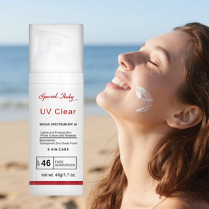 ผู้ผลิตเครื่องสำอางแบบรับผลิตภายใต้แบรนด์ส่วนตัว ครีมกันแดดเจล SPF 50 ไนอะซินาไมด์ ลดเลือนริ้วรอย ต่อต้านริ้วรอยแห่งวัย ช่วยให้ผิวขาวกระจ่างใส สำหรับผิวหน้า - Product Image 5