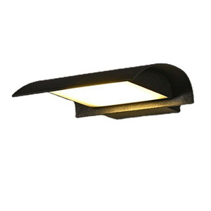 Lámpara de Pared LED Moderna para Exteriores, Impermeable, 7W, Negra y Blanca, para Patio, Balcón, Pasillo - Product Image 1