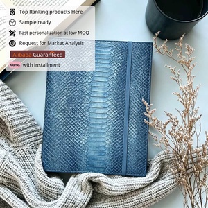 <span class=keywords><strong>Álbum</strong></span> de Fotos de Lujo Yihe de Piel de Lagarto y Lino, 4x6 con Ranuras, Diseño Luna Dorada, Azul Medianoche - Product Image 1