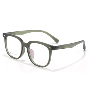 Nouvelles lunettes optiques ultralégères Tr90, monture carrée 28010 avec plaquettes de nez intégrées, verres en résine unisexe, largeur moyenne - Product Image 3