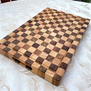 Tabla de Cortar de Madera Premium con Diseño de Tablero de Ajedrez para Preparación de Alimentos en la Cocina, Picar Vegetales, Rebanar Frutas y Preparar Comidas - Product Image 4