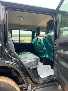 SUV tout-terrain haut de gamme Suzuki Jimny Alpha 1.5L 4x4 compact et robuste prêt pour l'exportation - Product Image 6