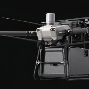 FlyCart 30 FC30 Beginner <b>Drones</b> Delivery Cargo UAV 30KG Payload 70L Case 6000m Altitude <b>Camera</b> 5KM Transmission Plastic Remote - Product Image 3