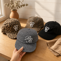 Cappello di Lusso Personalizzato con Visiera Piatta, Tessuto in Lana Pied-de-Poule, Cinturino in Pelle, Logo Ricamato 3D, Unisex Casual