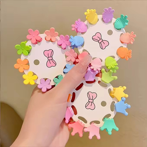 Nouveauté : Lot de 10 petites pinces à cheveux colorées pour filles, en plastique, forme papillon, accessoires de style européen-américain - Product Image 2