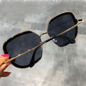 Luxe Strass carré Surdimensionné lunettes de <span class=keywords><strong>Soleil</strong></span> Lentille Claire Flamme En Métal Hommes Femmes lunettes de <span class=keywords><strong>soleil</strong></span> - Product Image 2