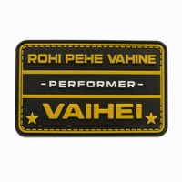 Écussons en caoutchouc PVC souple écologique avec logo 3D en relief personnalisé, couleur personnalisée, lavables, étiquettes à coudre pour jeans, chapeaux, sacs à dos