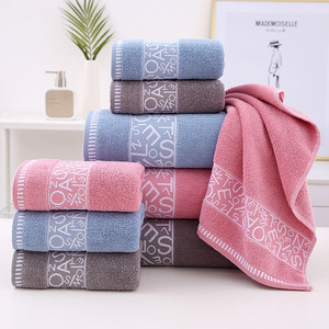 <span class=keywords><strong>Set</strong></span> di <span class=keywords><strong>Asciugamani</strong></span> da <span class=keywords><strong>Bagno</strong></span> all'Ingrosso da 2 <span class=keywords><strong>Pezzi</strong></span> in 100% Cotone per Hotel o Casa, Confezione Regalo di Lusso - Product Image 4