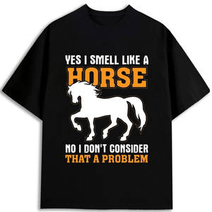 Camiseta Unisex para Montar a Caballo, 180 g/m², 100 % Algodón, Cuello Redondo, Corte Regular, Estampado Frontal en Serigrafía, Color Negro - Product Image 1