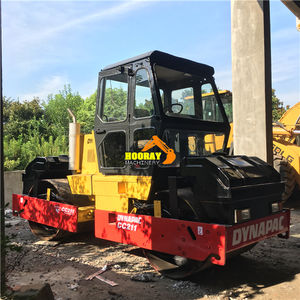 Rodillo vibratorio DYNAPAC CC211 usado de gran oferta con tambor doble de motor DEUTZ para construcción de carreteras en Stock - Product Image 4
