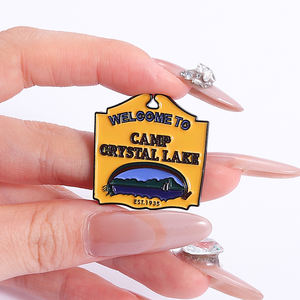 Broche en émail pour film d'horreur Halloween <span class=keywords><strong>Camp</strong></span> <span class=keywords><strong>Crystal</strong></span> <span class=keywords><strong>Lake</strong></span> Broche Badge Sac à dos Bijoux Cadeau pour amis - Product Image 4