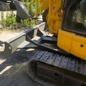 Mini-excavatrice Komatsu d'occasion industrielle de 3,5 tonnes, modèle PC35, à vendre, matériel provenant de Chine - Product Image 3