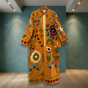 Manteau long en velours orange brodé à la main, de luxe, de style traditionnel ouzbek Suzani, à motifs floraux bohèmes, pour femmes, hiver - Product Image 6