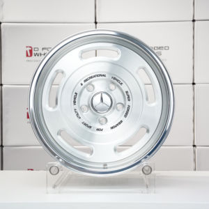 عجلات سبائك الألومنيوم المصبوبة بتصميم جديد من قطعة واحدة بلون فضي، مناسبة عالميًا، مقاسات من 15 إلى 26 بوصة، PCD 5x114.3/112/130، ضمان 10 سنوات - Product Image 1