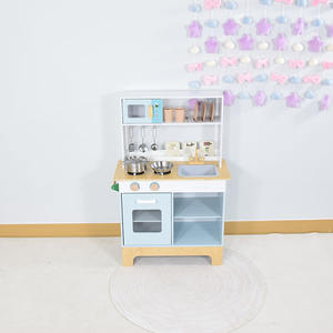ครัวไม้เด็กเล่นสำหรับเด็กวัยเตาะแตะ พร้อมเตาอบ เตาแก๊ส อ่างล้างจาน ก๊อกน้ำ และอุปกรณ์ทำอาหารเสมือนจริง - Product Image 1
