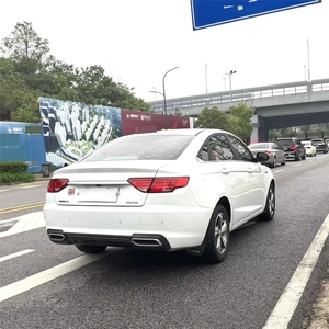 Auto Usata Economica Pronta per la Spedizione dagli USA Emgrand GL <span class=keywords><strong>2019</strong></span> 1.4T CVT Premium <span class=keywords><strong>Smart</strong></span> Edition - Product Image 3