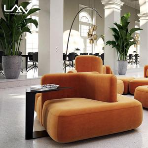 Canapé de salon d'hôtel de conception nordique, ensemble de meubles de villa d'exposition, cadre en bois de velours, <span class=keywords><strong>liberté</strong></span>, canapé modulaire - Product Image 2