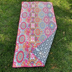 <span class=keywords><strong>Tapis</strong></span> <span class=keywords><strong>de</strong></span> yoga et serviette <span class=keywords><strong>de</strong></span> <span class=keywords><strong>plage</strong></span> <span class=keywords><strong>de</strong></span> luxe antidérapants, hypoallergéniques, à séchage rapide, imprimés par sérigraphie/à base <span class=keywords><strong>de</strong></span> colorants réactifs, en microfibre écologique, vente en gros - Product Image 1