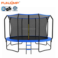 Équipement de parc de trampolines ovales commerciaux certifié TUV, fosse à mousse intérieure, sac de performance professionnel pour figures acrobatiques