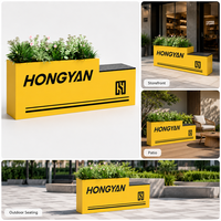 Banc-jardinière en métal jaune pour vitrine de magasin, conteneur de présentation florale, siège personnalisable avec logo pour entrée de magasin, fenêtre, allée, pour la mise en valeur de la marque