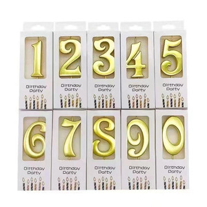 Lot de 10 bougies d'anniversaire dorées numérotées de 0 à 9, bougies numérotées dorées pour l'anniversaire du numéro un, pour fêtes et baby showers - Product Image 1