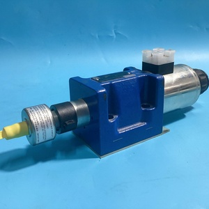 Válvula Solenoide Direccional Original R901350374 4WE10JA5X para Máquina de Moldeo por Inyección - Product Image 1