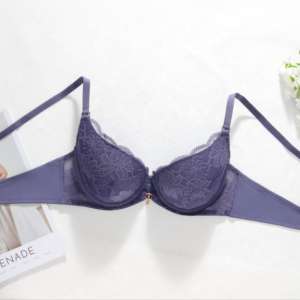 Venta al por mayor de sujetadores para mujer Charmoire Copa C Push-Up de alta calidad Sujetador de encaje fino con correas ajustables estilo diario - Product Image 4