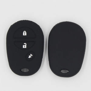 シリコンキーフォブカバーケースは、トヨタミライランドクルーザーフォーチュナー20192020リモートキーレスキーリングホルダーの肌を保護します - Product Image 3