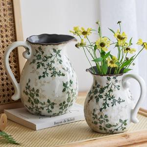 Vente en gros de <span class=keywords><strong>pichet</strong></span> en céramique florale vintage de haute qualité, <span class=keywords><strong>vase</strong></span> à glaçure craquelée rustique pour la décoration intérieure, arrangement floral - Product Image 4