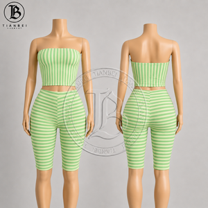 Completi Estivi Y2K da Donna in Cotone con Logo Personalizzato, Top Corto e Pantaloncini a Righe, Set Due Pezzi - Product Image 4