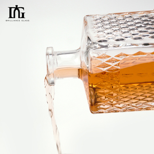 Meilleures ventes - Coffret cadeau en <span class=keywords><strong>verre</strong></span> gravé de luxe de 500 ml avec bouchon en liège pour whisky et <span class=keywords><strong>tequila</strong></span> - Product Image 5