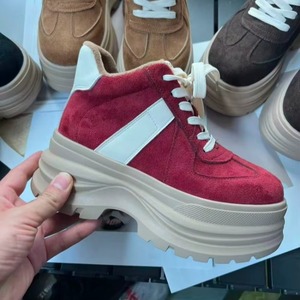 Zapatillas Deportivas Casuales para Mujer con Plantilla de PU, Forro de Algodón, Diseño Moderno para Caminar Cómodamente - Product Image 1