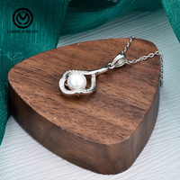 Collier Pendentif Trèfle en Argent Sterling S925 avec Moissanite 0.15CT et Perle de Culture d'Eau Douce XMZ261 – Bijou Élégant et Tendance pour Femme
