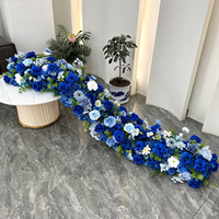 Modèles phares : Composition florale artificielle de roses rouges en soie moderne, faite à la main, réaliste, longue, pour chemin de table de mariage