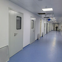 Porte battante d'hôpital antibactérienne avec cadre en aluminium au design minimaliste pour usage intérieur dans les laboratoires médicaux et les salles blanches