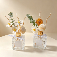 Bouteilles diffuseurs de parfum en verre carrées de 50 ml et 80 ml, texture cube d'eau, pour huiles essentielles, décoration maison et hôtel, vente en gros haut de gamme