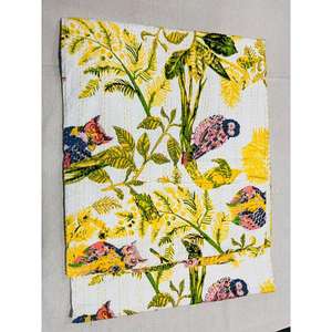 Cubrecama Decorativo de Algodón Kantha con Estampado Artístico y Construcción Ligera, Adecuado para Juegos de Colchas - Product Image 3