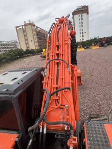 รถขุดฮิตาชิ ZX360H-5A มือสอง น้ำหนัก 36 ตัน เครื่องยนต์คัมมินส์ บุ้งกี๋ขนาด 1.8 เมตร ชั่วโมงการทำงานต่ำ อะไหล่ไฮดรอลิกเดิมๆ พร้อมส่งออก - Product Image 2