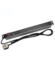 Multiprise PDU 19'' 6 et 7 voies, type UK 13A 250VAC, en alliage d'aluminium, avec rallonge 2,0m, montage sur rack intelligent pour la transmission d'énergie électrique